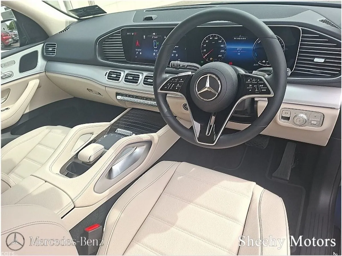 Mercedes-Benz GLE SUV, Diesel Plug-in Hybrid, 2027, Blue