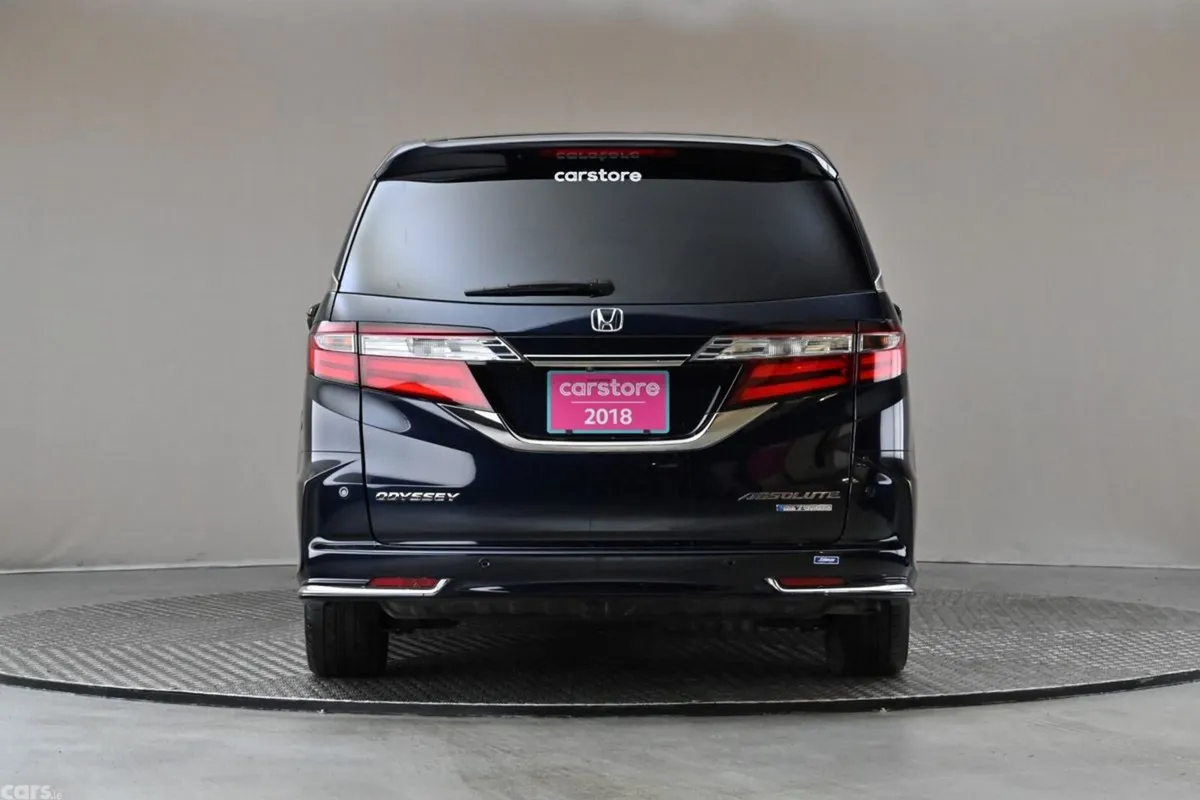 Honda Odyssey MPV, Petrol Hybrid, 2018, Blue