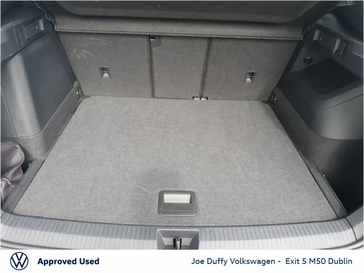 Volkswagen Tiguan SUV, Petrol Hybrid, 2025, Green