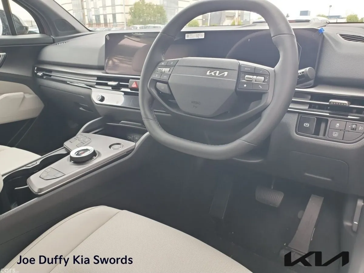 Kia Sportage SUV, Petrol Hybrid, 2026, Red