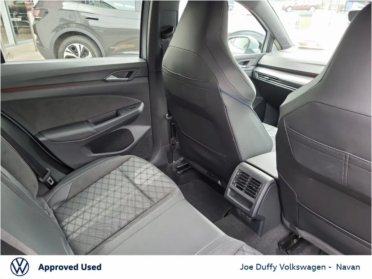 Volkswagen Golf Estate, Petrol, 2025, Grey