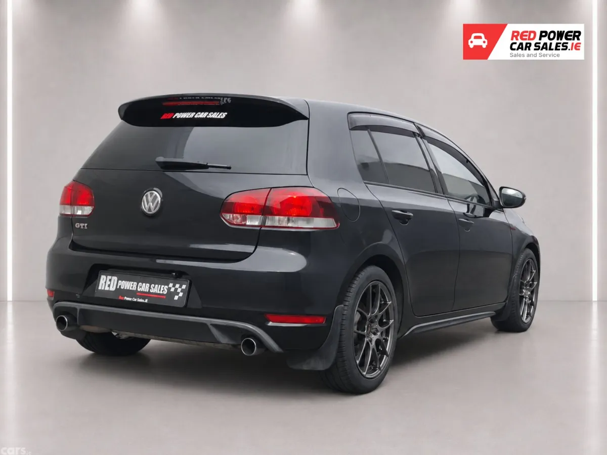 Volkswagen Golf Hatchback, Petrol, 2011, Black