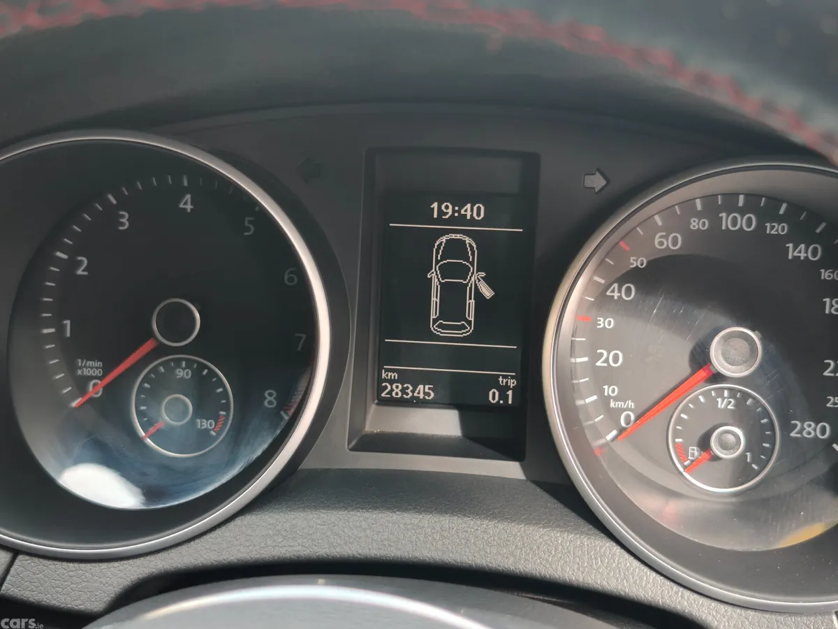 Volkswagen Golf Hatchback, Petrol, 2011, Black