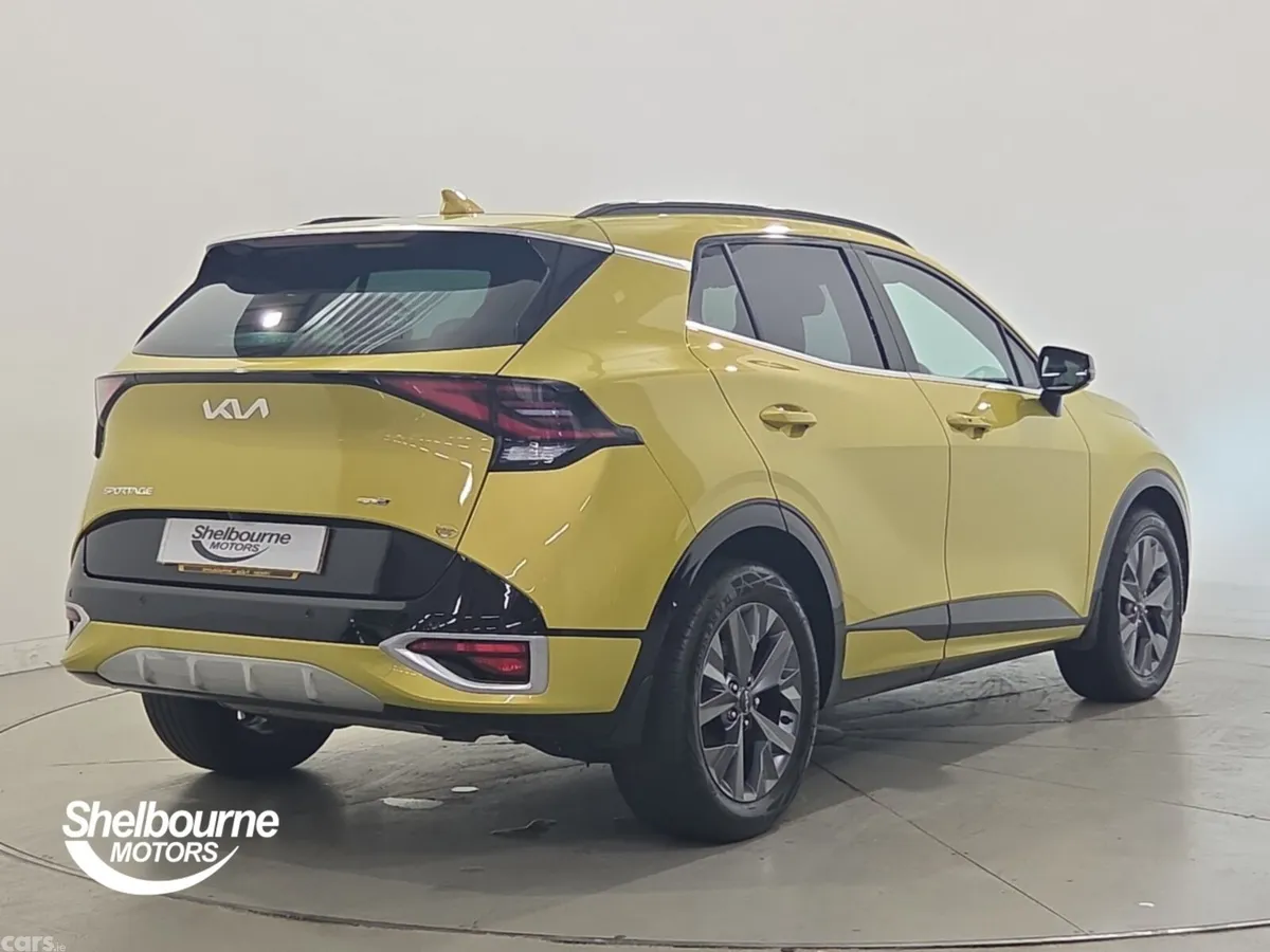 Kia Sportage Estate, Petrol Hybrid, 2023, Yellow
