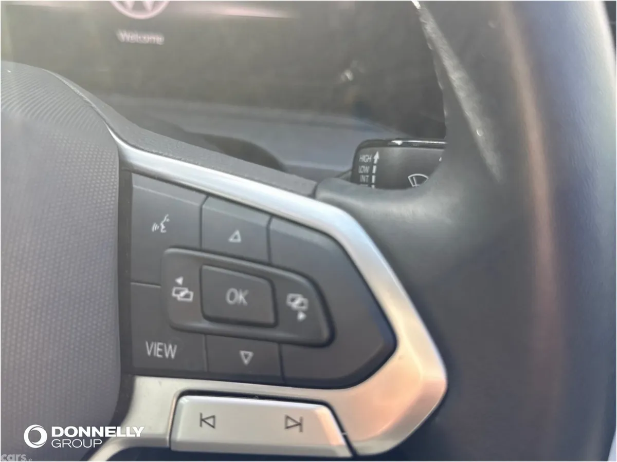 Volkswagen Golf Hatchback, Petrol, 2023, White
