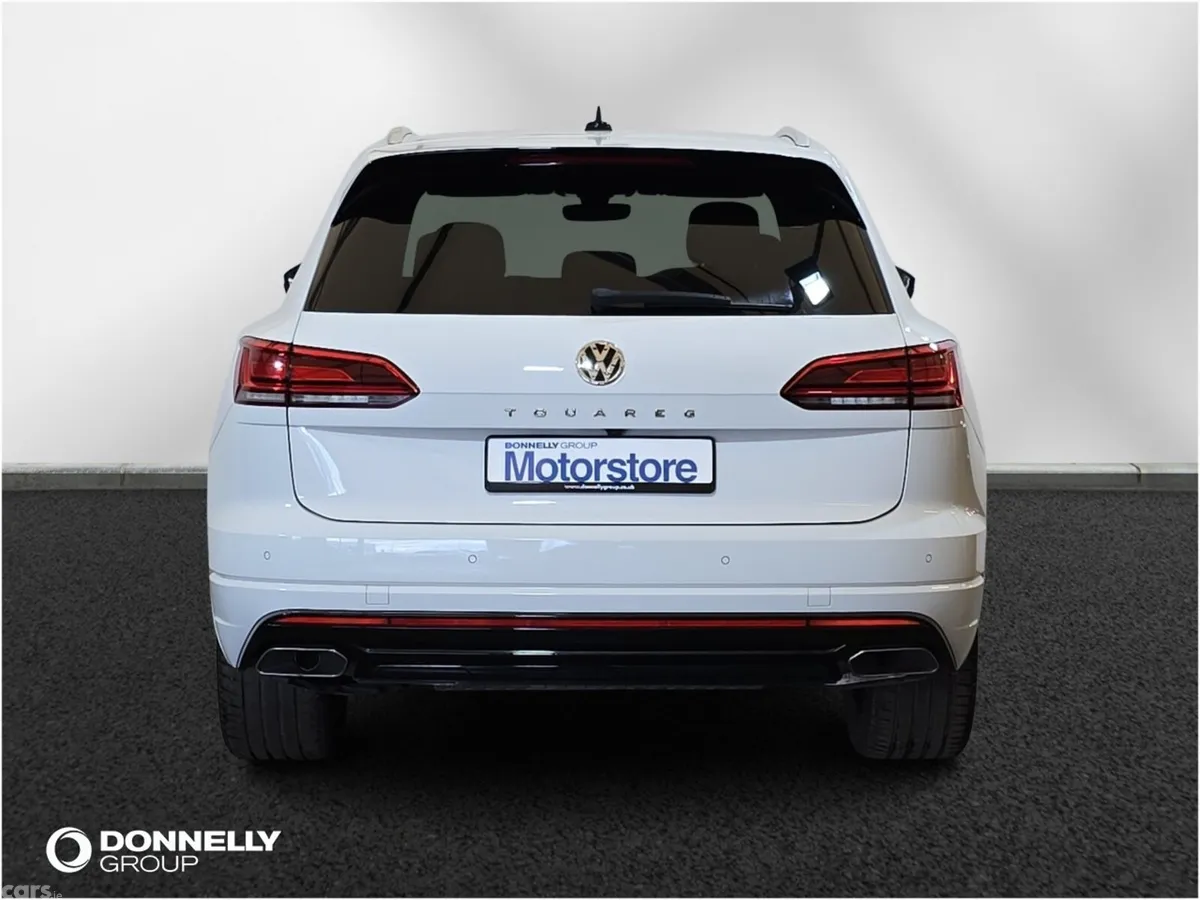 Volkswagen Touareg Estate, Diesel, 2019, White