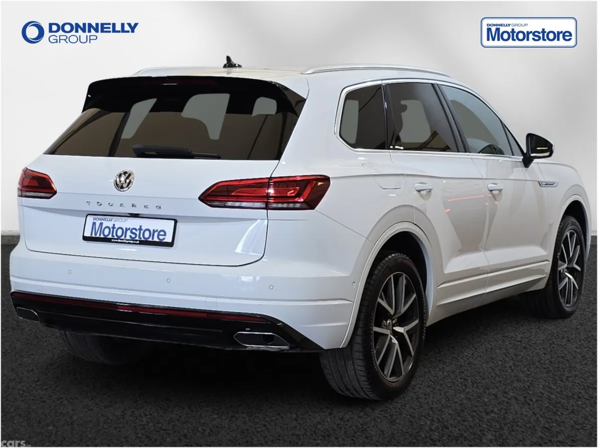 Volkswagen Touareg Estate, Diesel, 2019, White