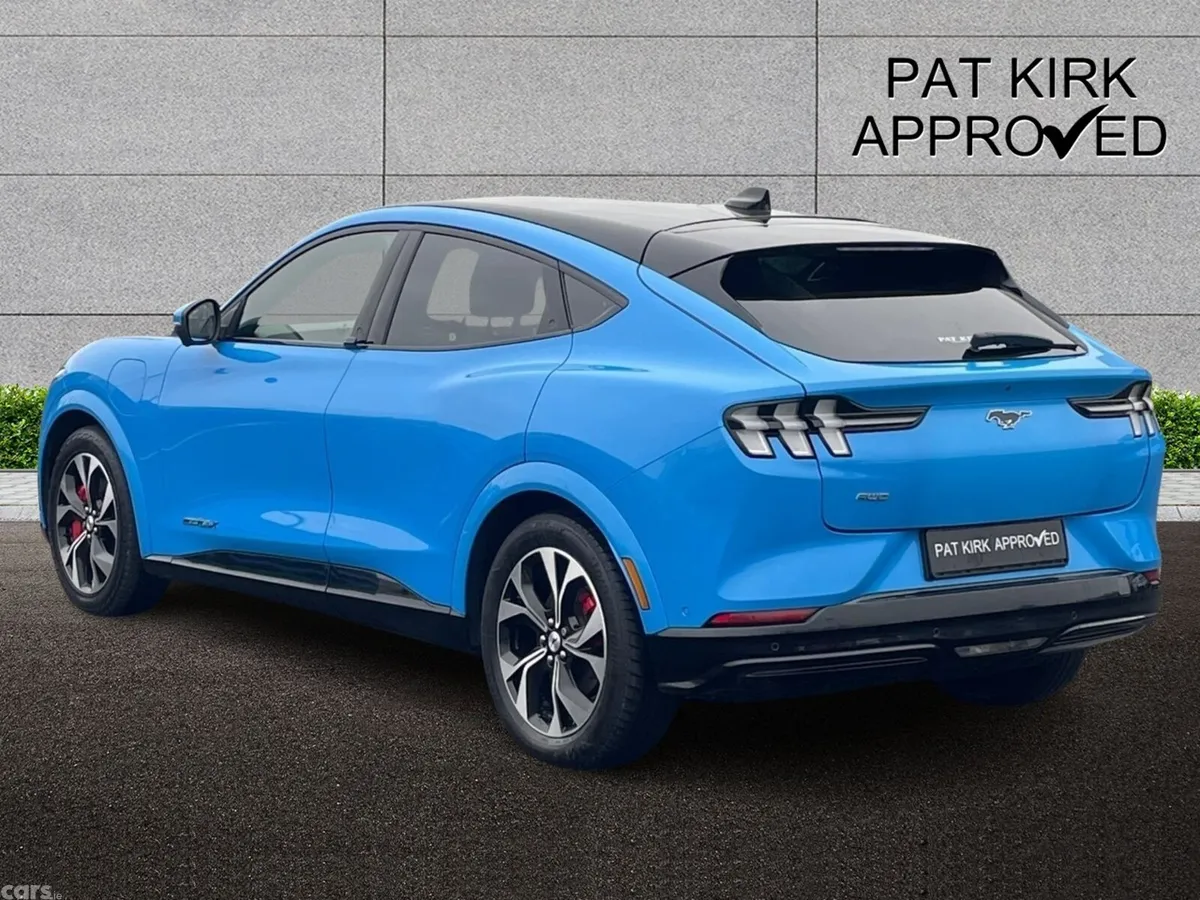 Ford Mustang Mach-E Hatchback, Electric, 2021, Blue