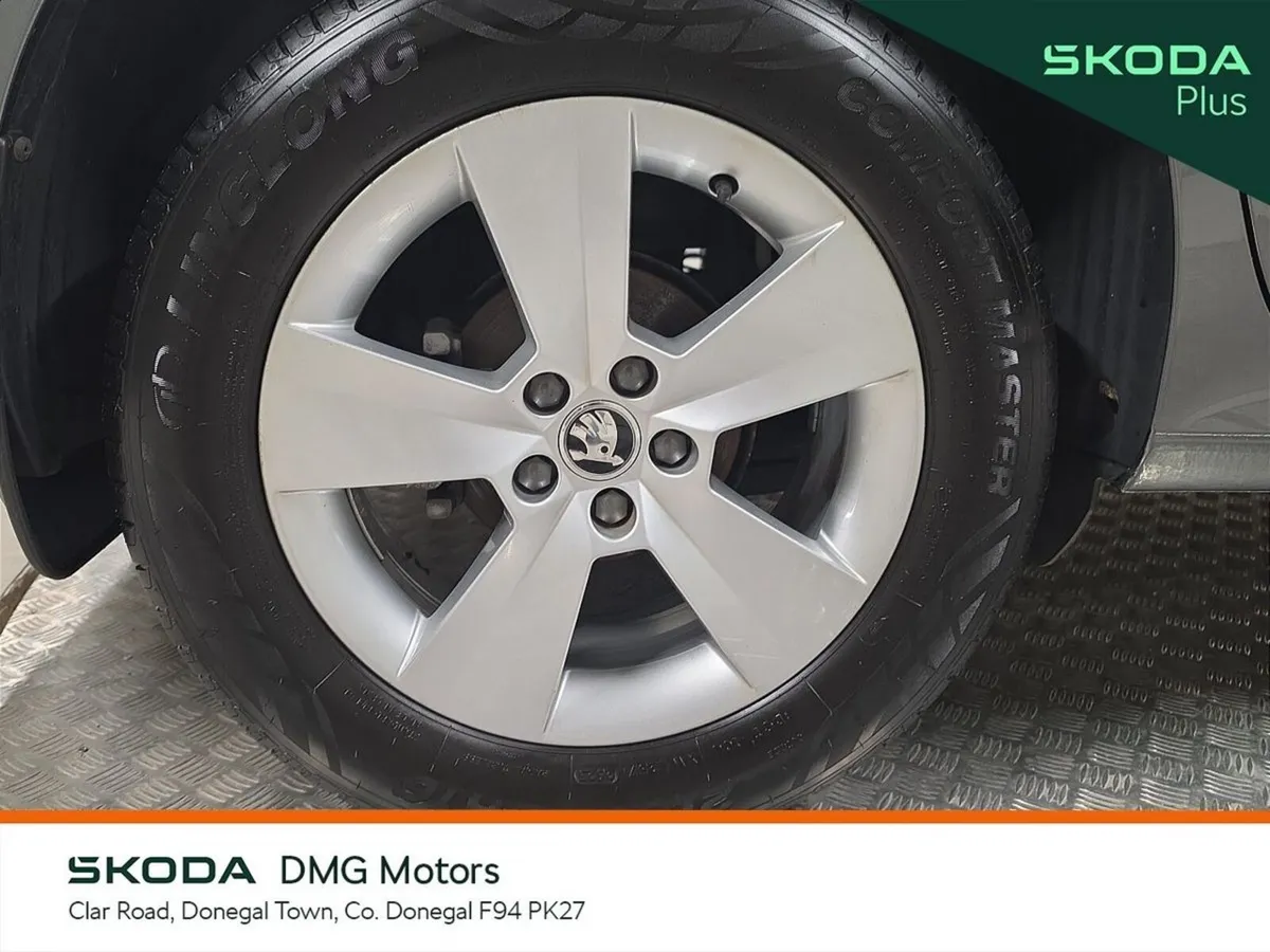 Skoda Kamiq Hatchback, Petrol, 2024, Grey