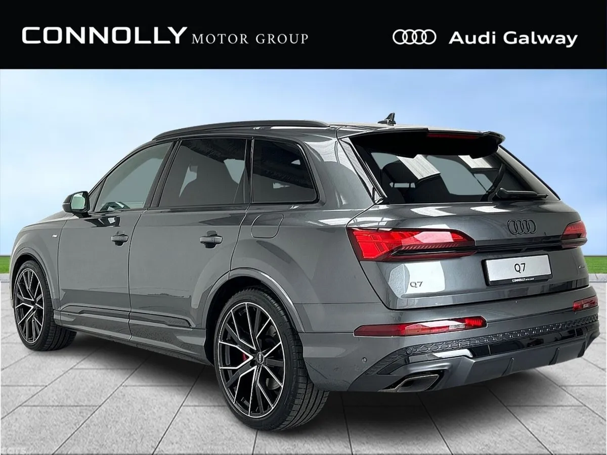 Audi Q7 SUV, Petrol Plug-in Hybrid, 2027, Grey