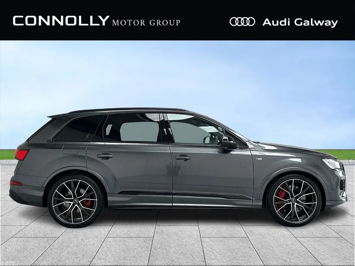 Audi Q7 SUV, Petrol Plug-in Hybrid, 2027, Grey