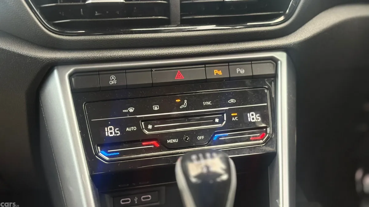 Volkswagen T-Roc SUV, Diesel, 2022, Black