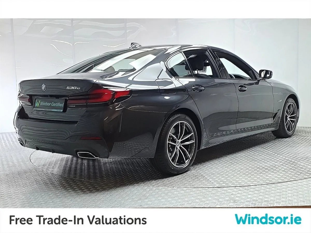 BMW 5-Series Saloon, Petrol Plug-in Hybrid, 2022, Grey