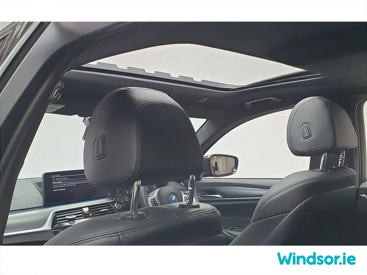 BMW 5-Series Saloon, Petrol Plug-in Hybrid, 2022, Grey