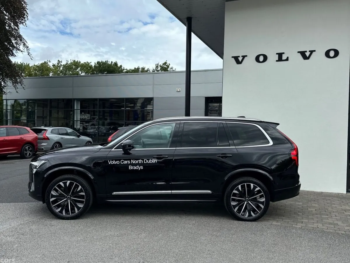 Volvo XC90 SUV, Petrol Plug-in Hybrid, 2026, Black