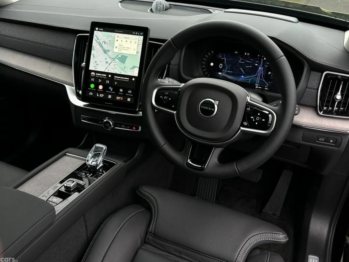 Volvo XC90 SUV, Petrol Plug-in Hybrid, 2026, Black