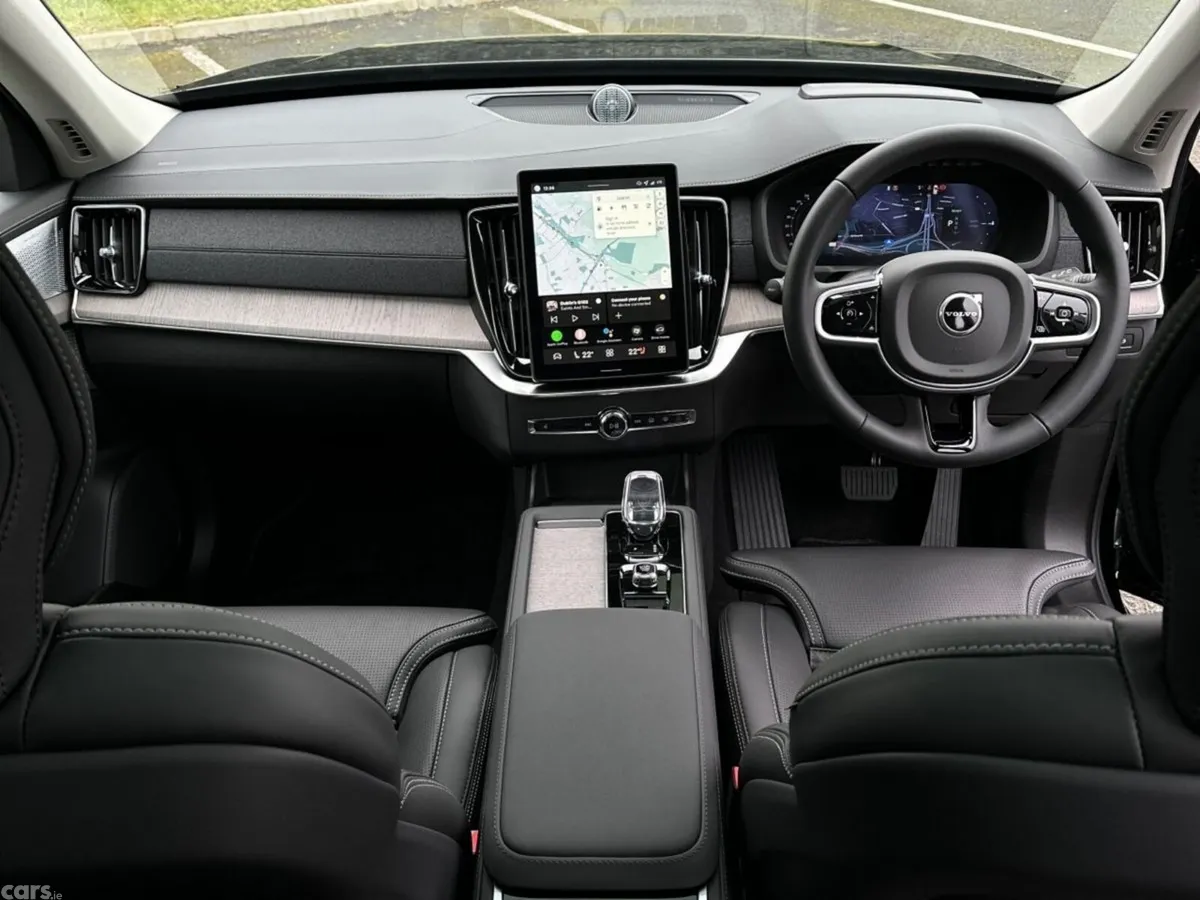 Volvo XC90 SUV, Petrol Plug-in Hybrid, 2026, Black