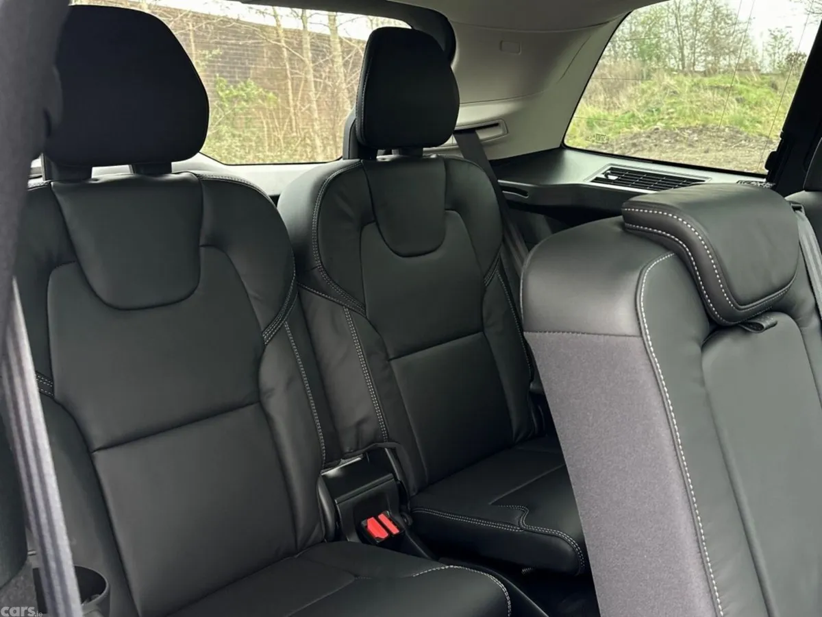 Volvo XC90 SUV, Petrol Plug-in Hybrid, 2026, Black