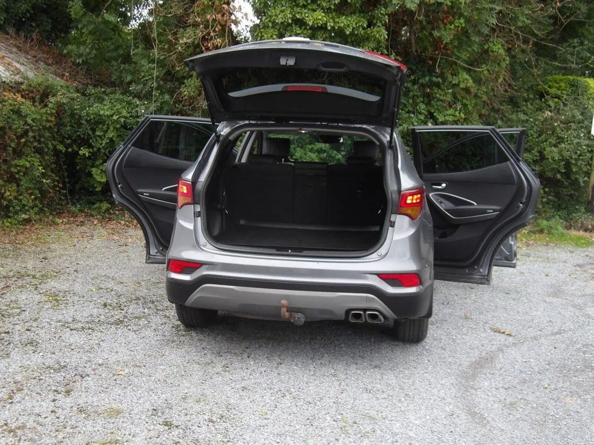 Hyundai Santa Fe SUV, Diesel, 2017, Grey