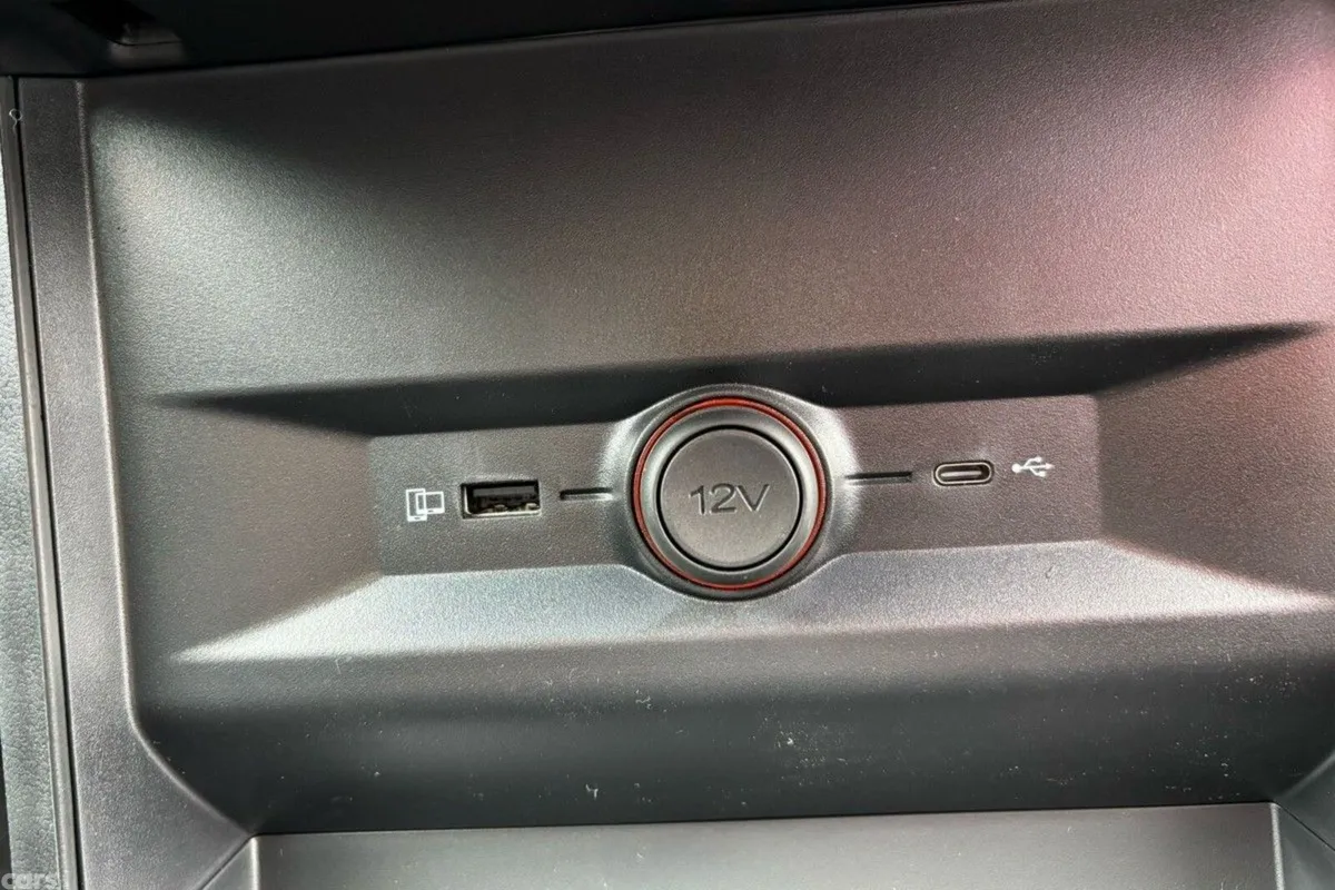 MG MG4 Hatchback, Electric, 2026, Grey