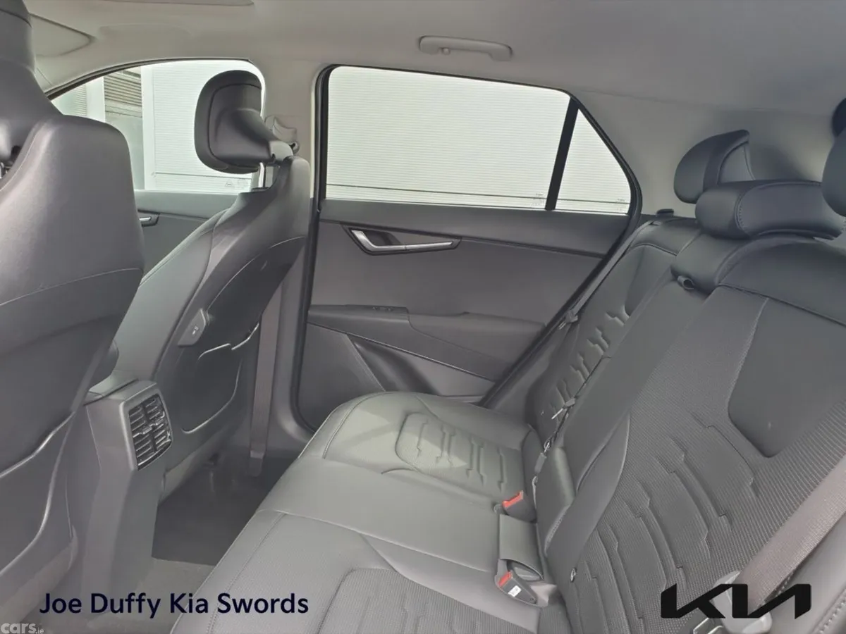 Kia Niro SUV, Petrol Plug-in Hybrid, 2026, Black