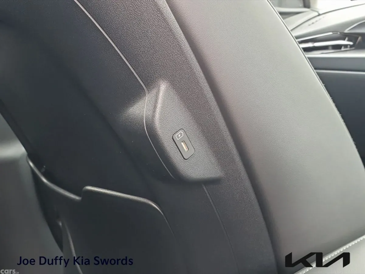 Kia Niro SUV, Petrol Plug-in Hybrid, 2026, Black