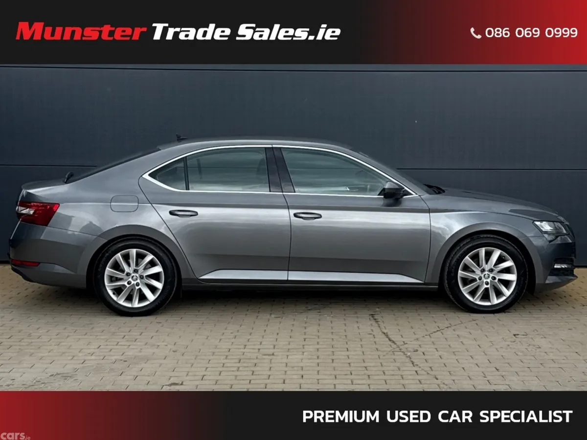 Skoda Superb Saloon, Diesel, 2022, Grey