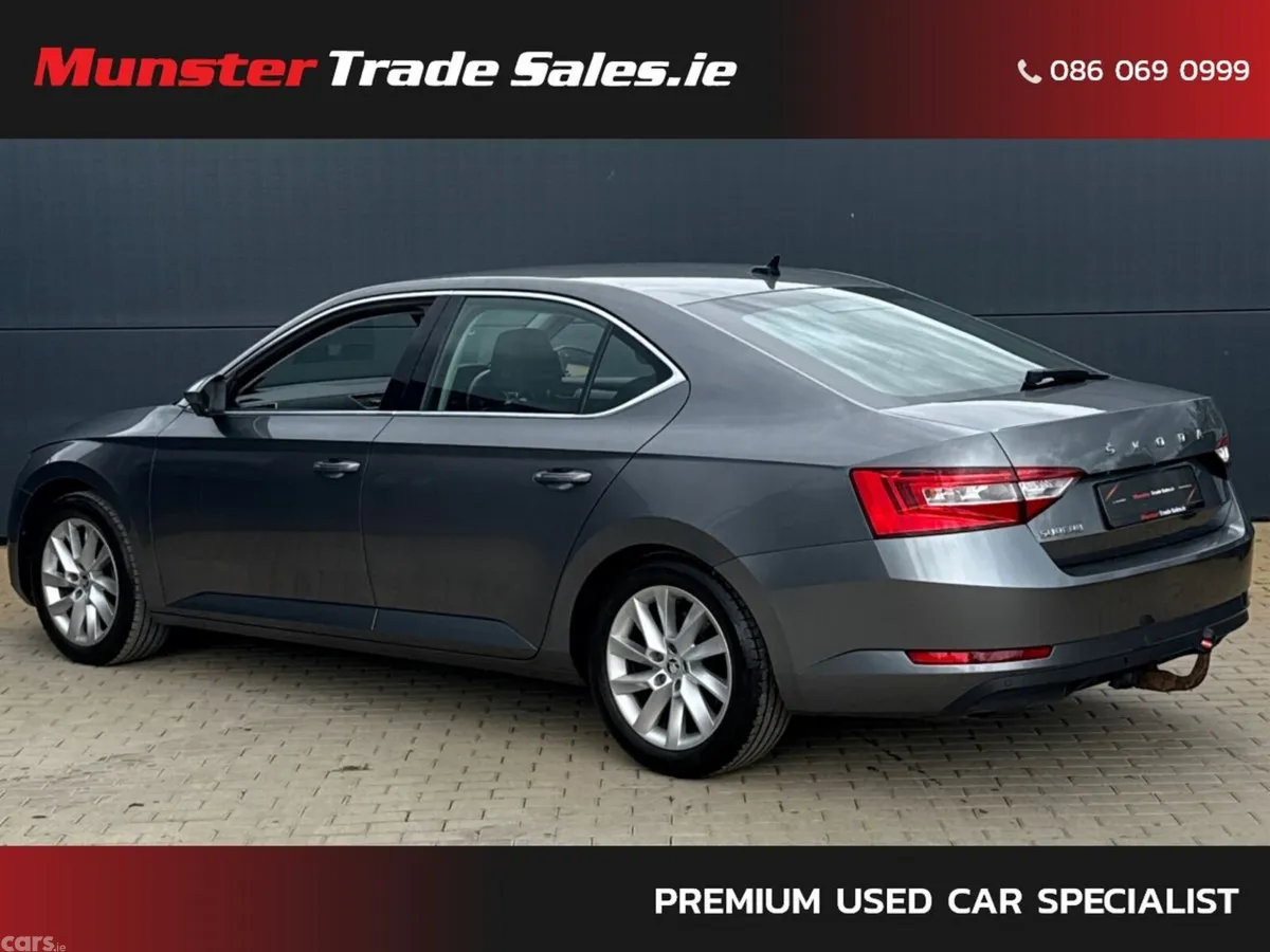 Skoda Superb Saloon, Diesel, 2022, Grey
