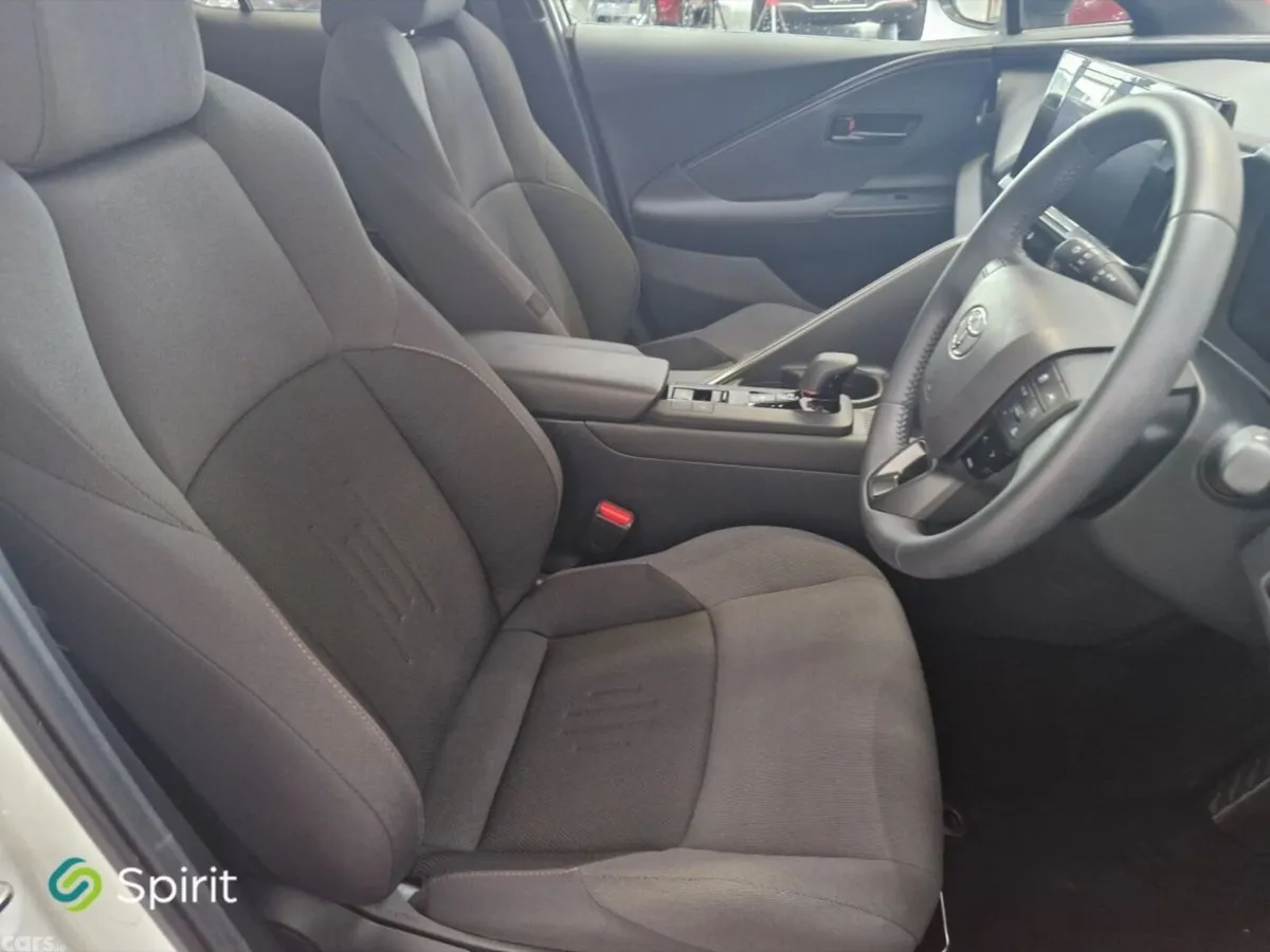 Toyota C-HR Hatchback, Petrol Hybrid, 2024, White