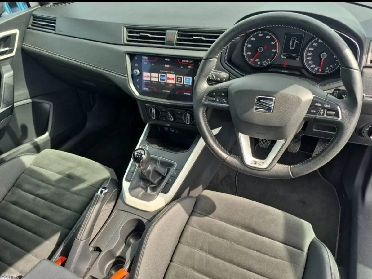 SEAT Arona SUV, Petrol, 2019, White