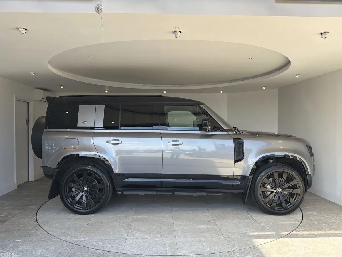 Land Rover Defender SUV, Diesel Hybrid, 2024, Grey
