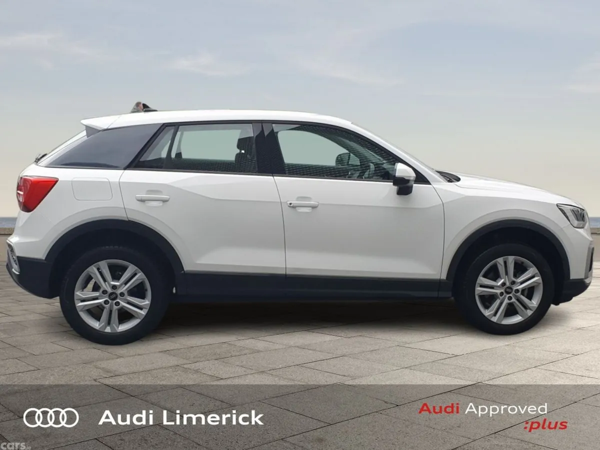 Audi Q2 SUV, Petrol, 2023, White