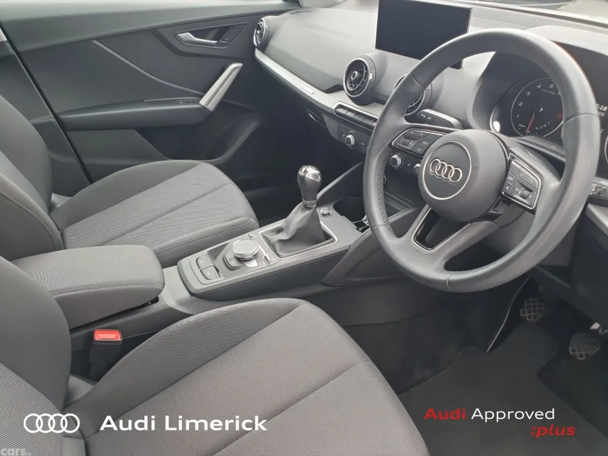 Audi Q2 SUV, Petrol, 2023, White