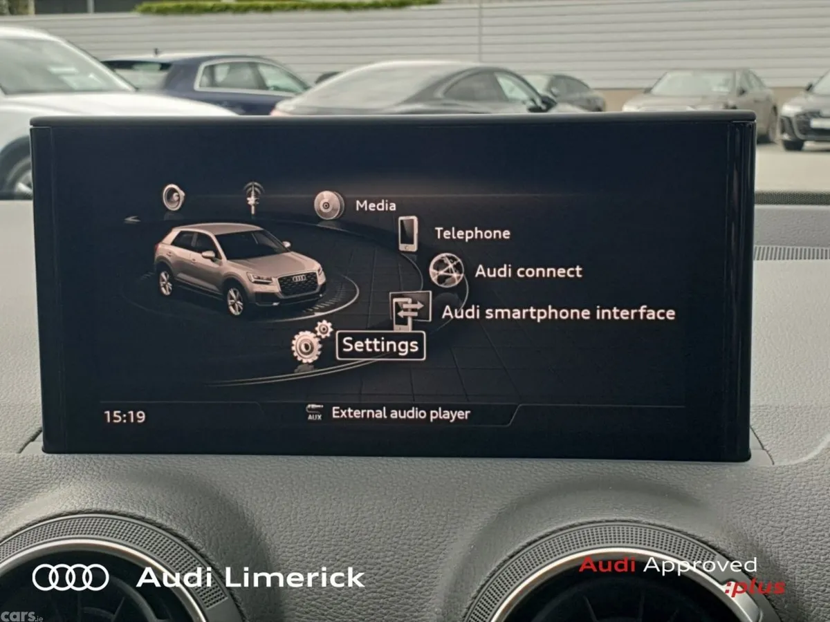 Audi Q2 SUV, Petrol, 2023, White