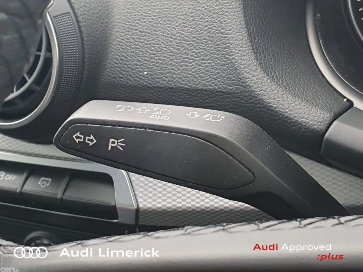 Audi Q2 SUV, Petrol, 2023, White