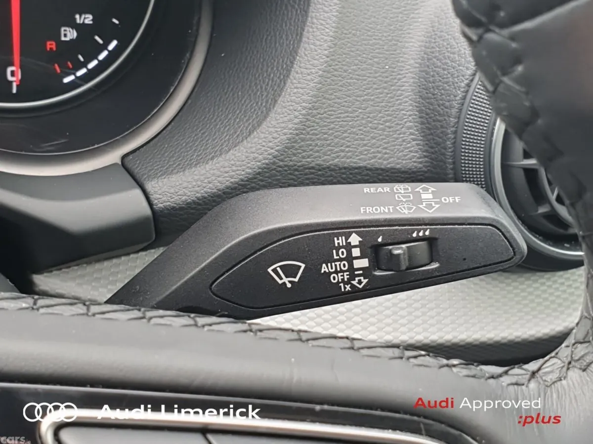 Audi Q2 SUV, Petrol, 2023, White