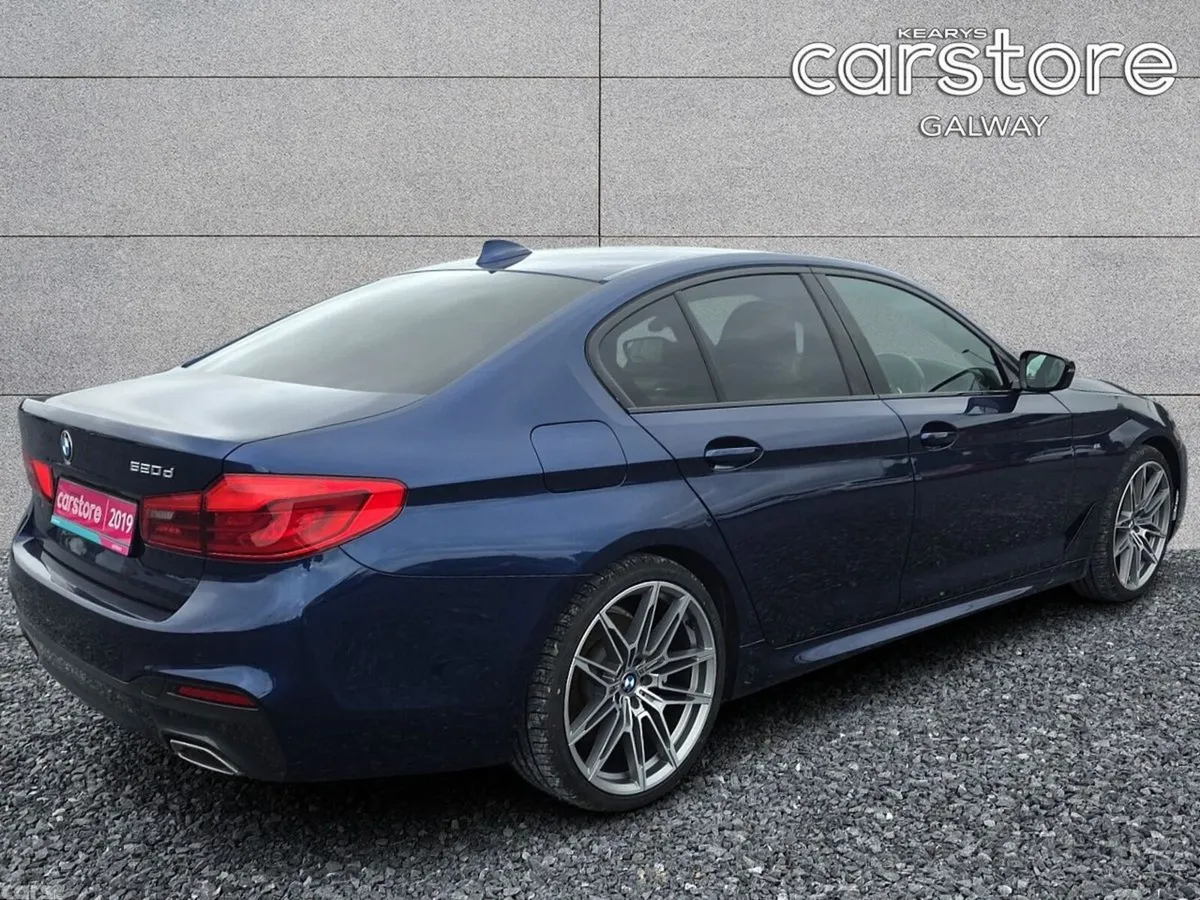 BMW 5-Series Saloon, Diesel, 2019, Blue