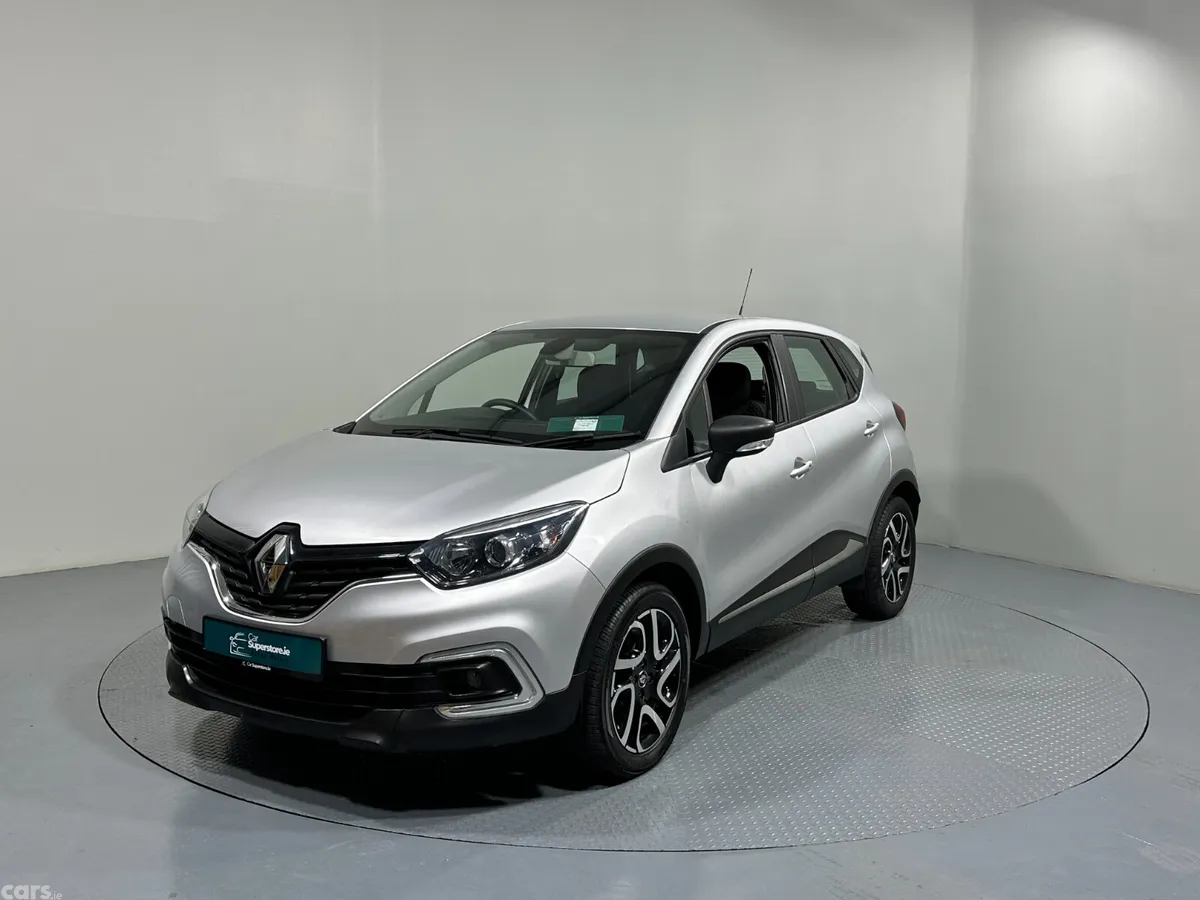 Renault Captur Hatchback, Petrol, 2018, Silver
