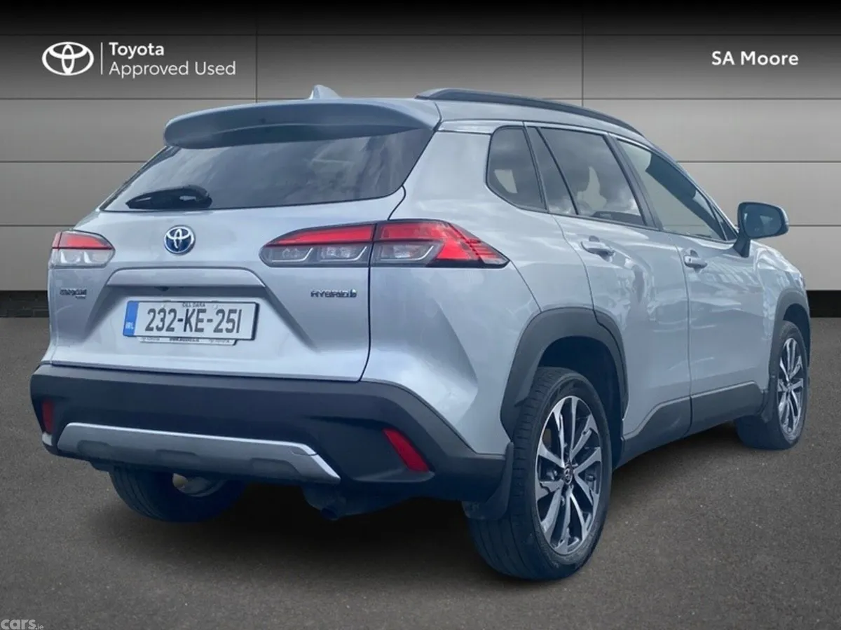 Toyota Corolla Cross Hatchback, Petrol Hybrid, 2023, Silver