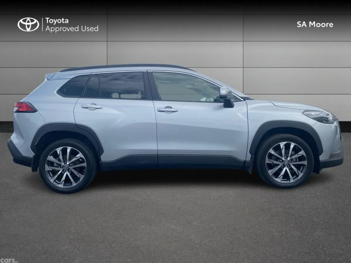 Toyota Corolla Cross Hatchback, Petrol Hybrid, 2023, Silver