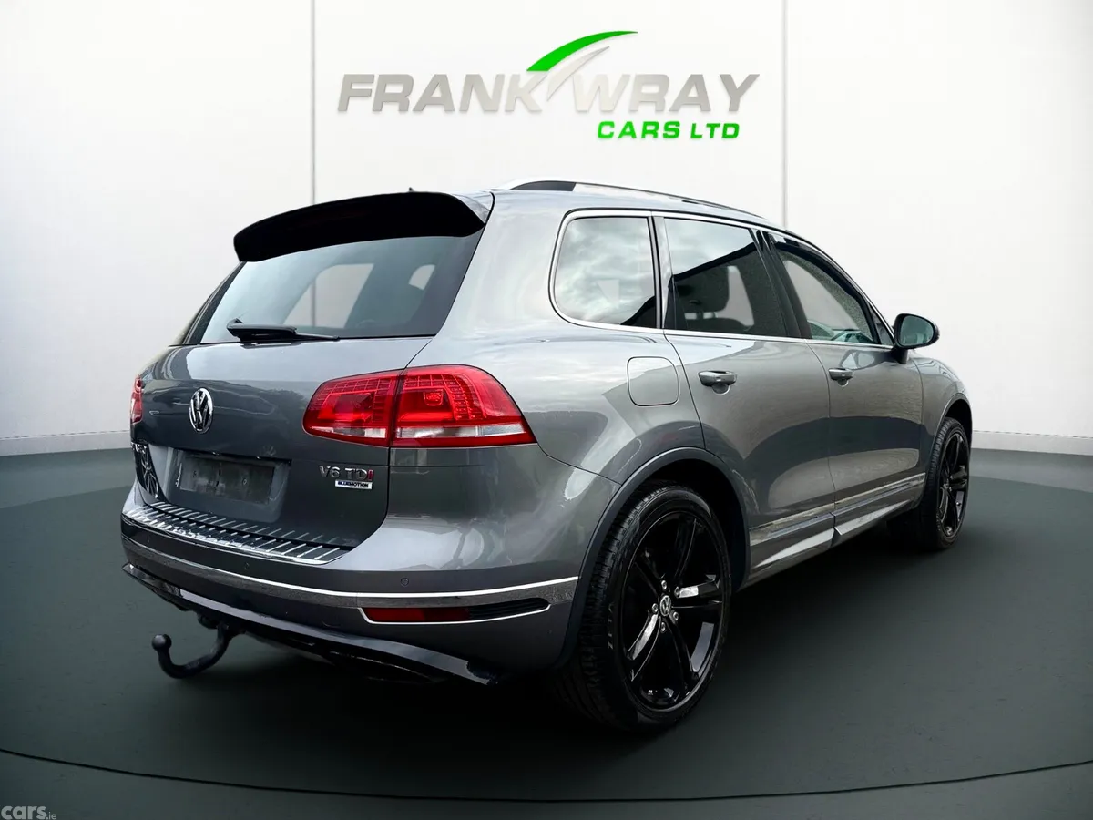 Volkswagen Touareg SUV, Diesel, 2017, Grey