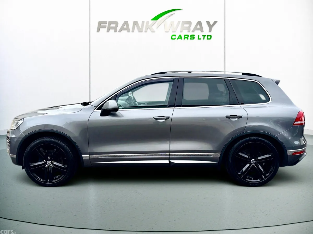 Volkswagen Touareg SUV, Diesel, 2017, Grey