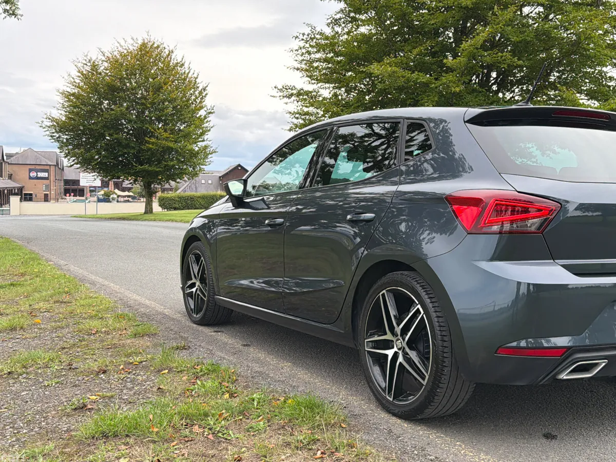 SEAT Ibiza Hatchback, Petrol, 2019, Grey