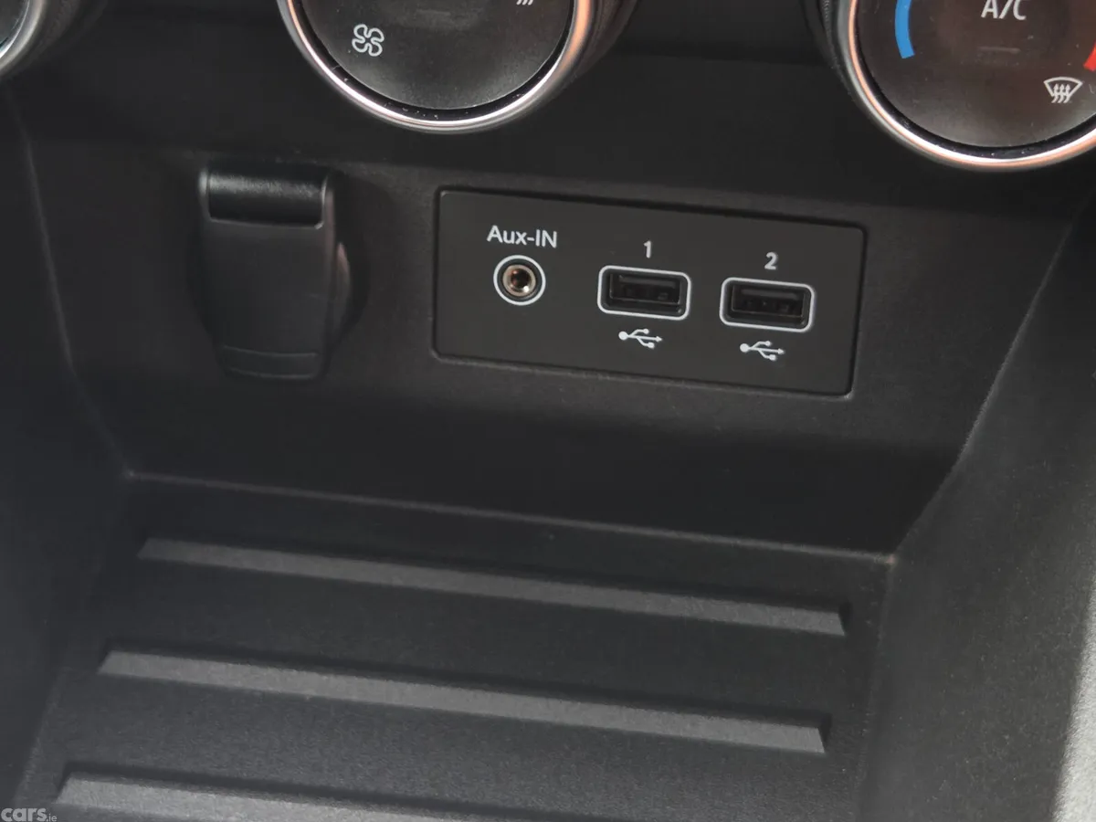 Renault Clio Hatchback, Petrol, 2021, Grey