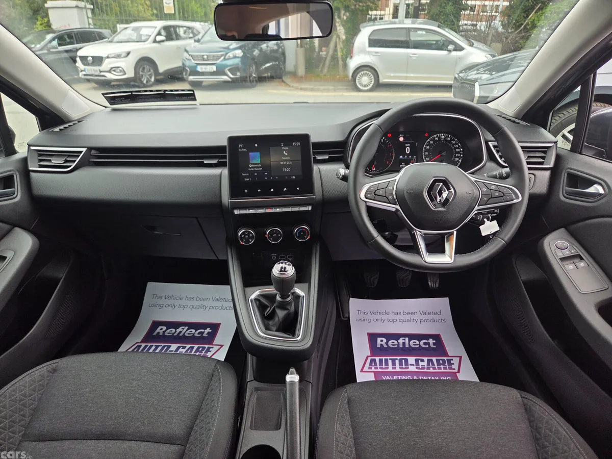 Renault Clio Hatchback, Petrol, 2021, Grey