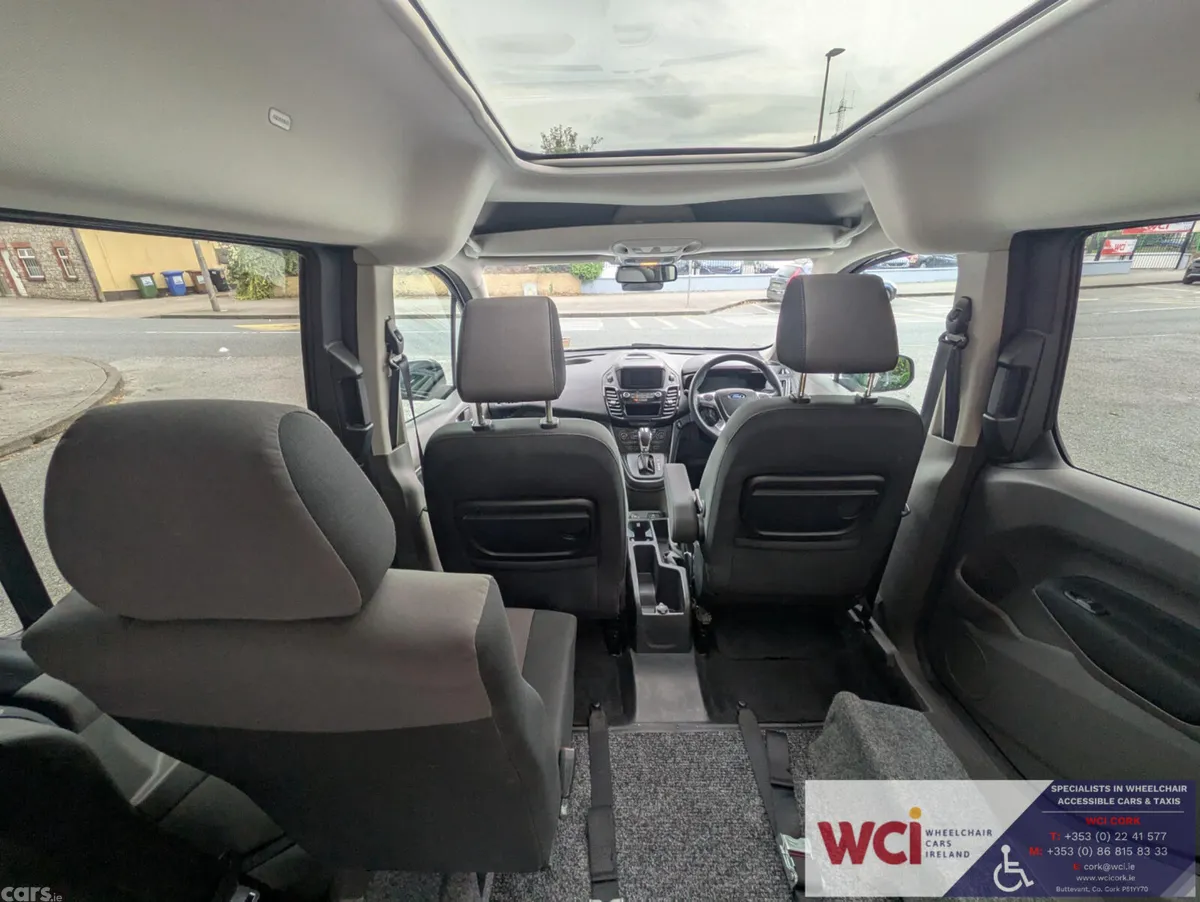 Ford Tourneo Connect MPV, Diesel, 2021, Black