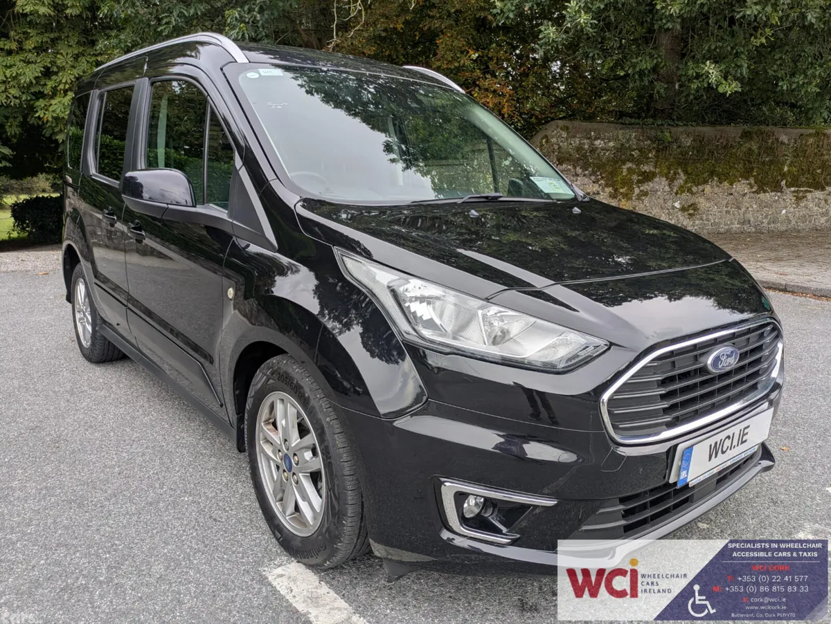 Ford Tourneo Connect MPV, Diesel, 2021, Black