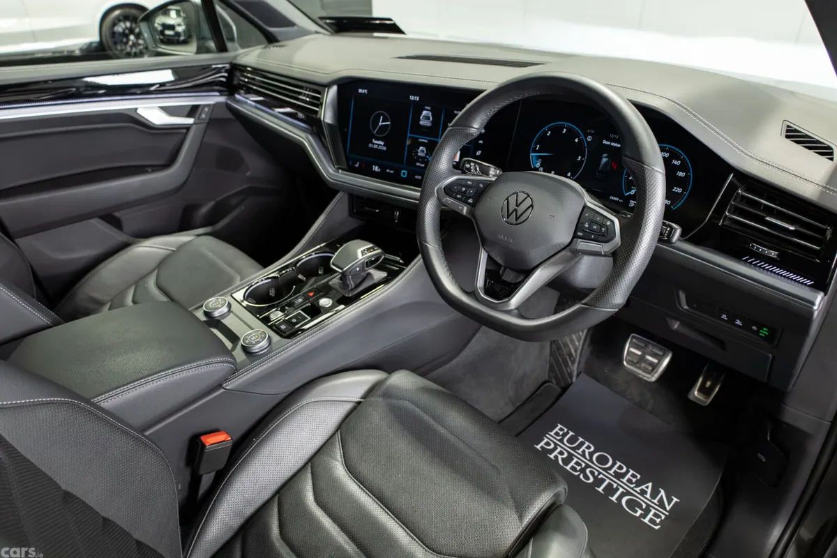 Volkswagen Touareg SUV, Diesel, 2025, Grey