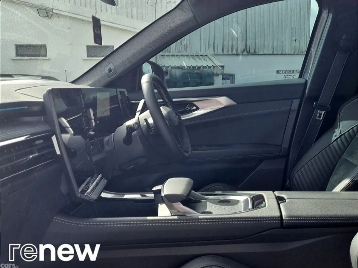 Renault Rafale SUV, Petrol Plug-in Hybrid, 2025, Grey