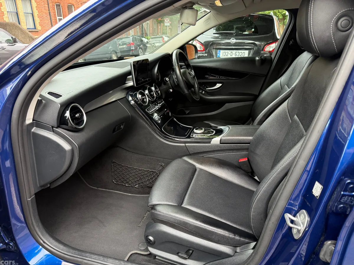 Mercedes-Benz C-Class Saloon, Petrol, 2017, Blue